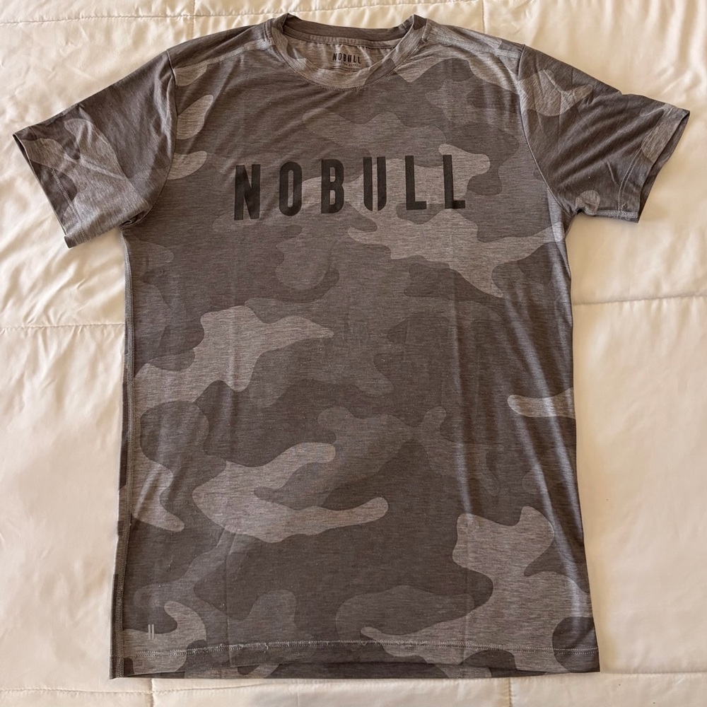 NOBULL Men's Short Sleeve Camo Tee - Gray